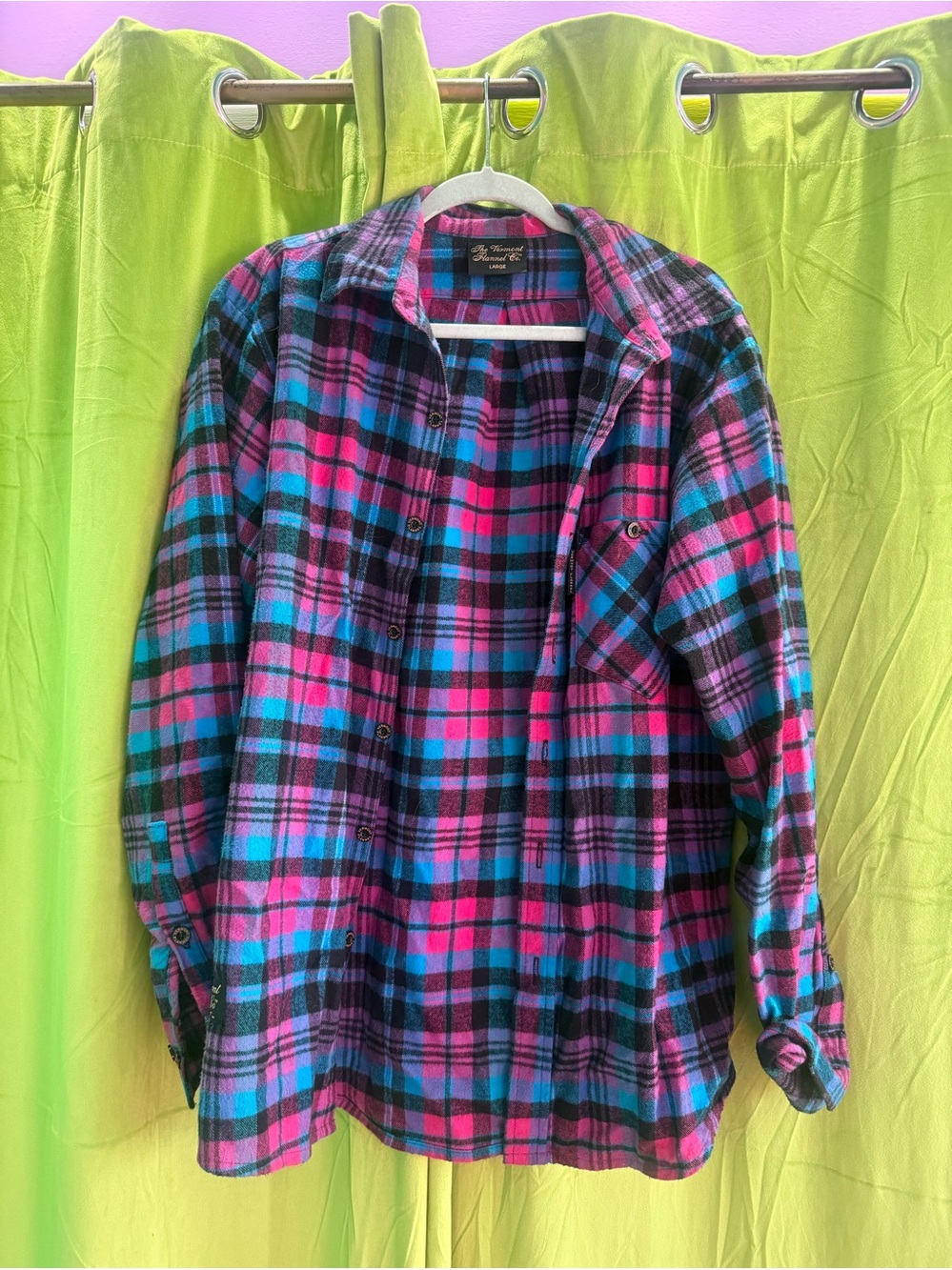 The Vermont Flannel Company Blue Pink Plaid Shirt Large